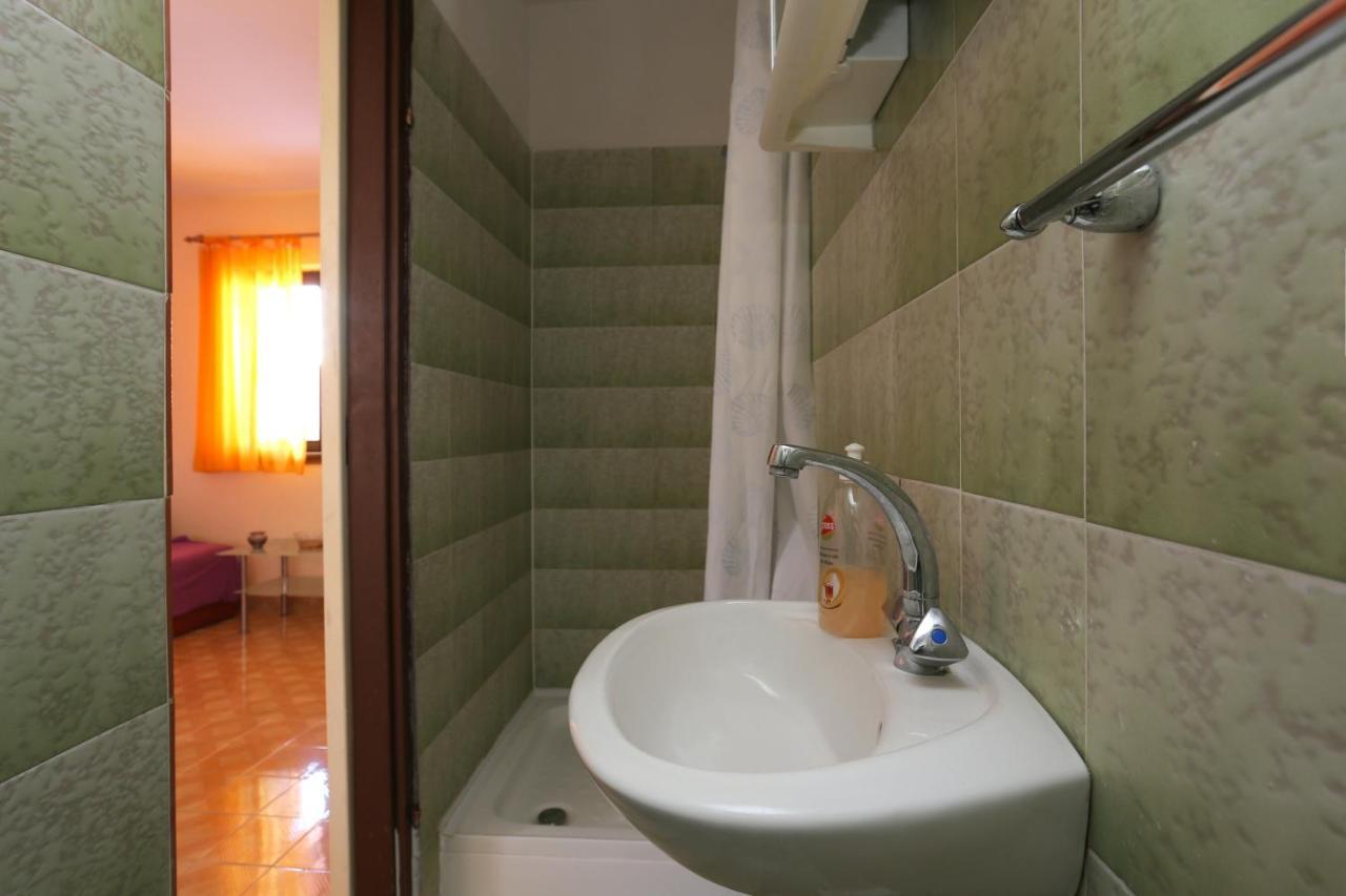 Apartments By The Sea Slatine, Ciovo - 16131 Exterior photo